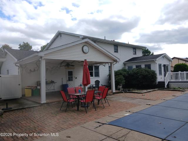 House for sale in Sturges, Archbald