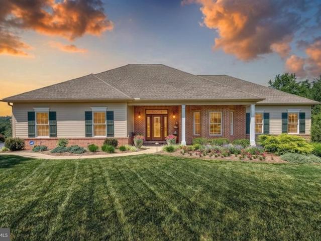 House for sale in Lewisberry, Pennsylvania