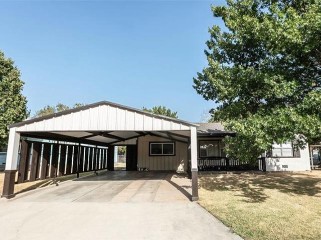 House for sale in Nocona, Texas