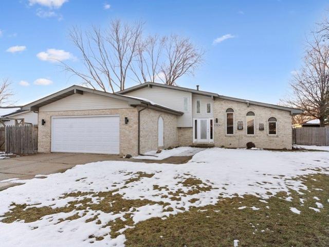 House for sale in Minooka, Illinois