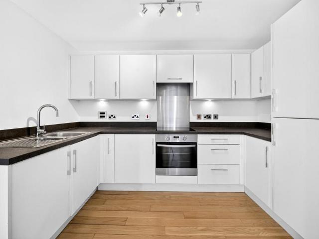 Apartment for rent in Hoxton, Greater London