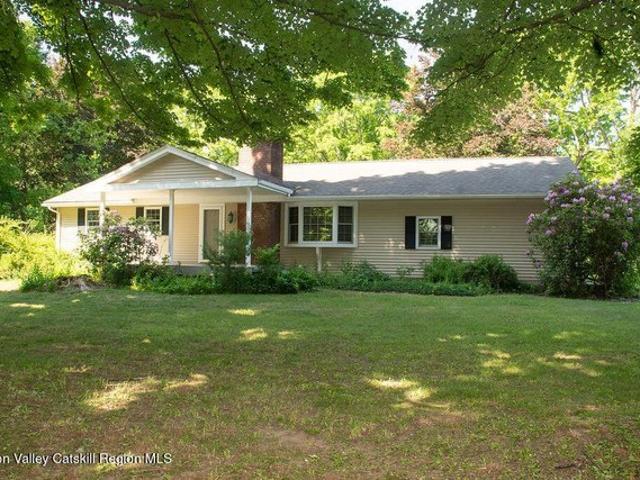 House for sale in Kinderhook, New York