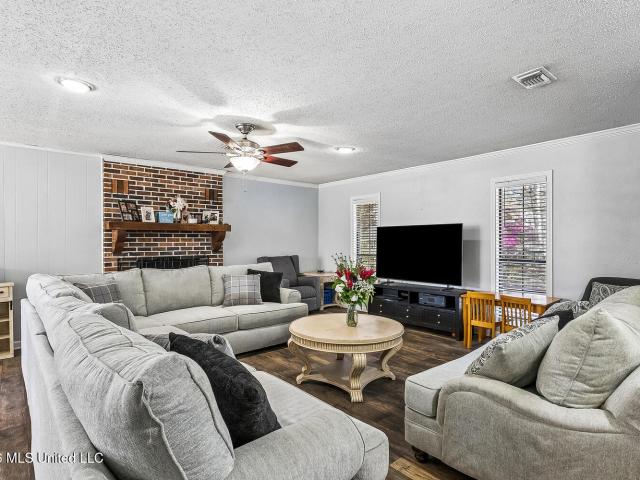 House for sale in Carriere, Mississippi