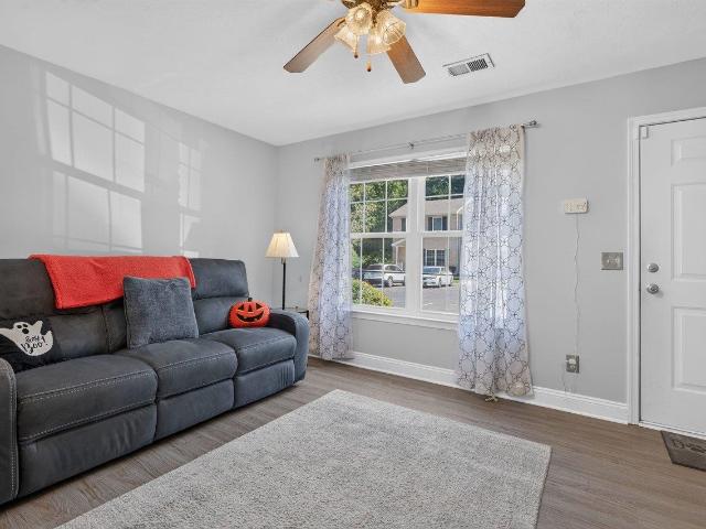 Townhouse for sale in Grottoes, Rockingham County