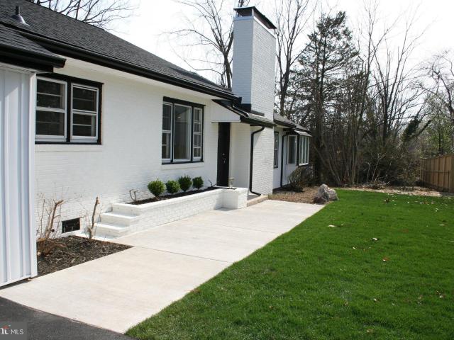 Property for sale in Huntingtown, Maryland