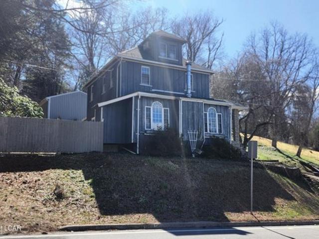 House for sale in Shavertown, Pennsylvania