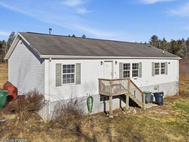 House for sale in Canadensis, Pennsylvania