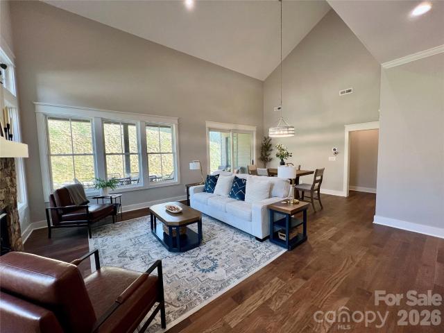 Townhouse for sale in Hendersonville, North Carolina