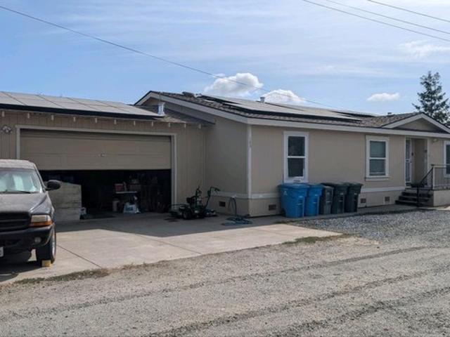 House for sale in Cloverdale, California