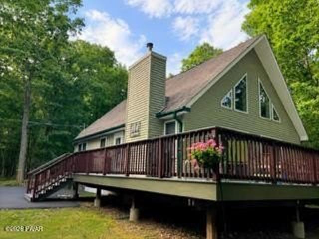 House for sale in Hawley, Pennsylvania