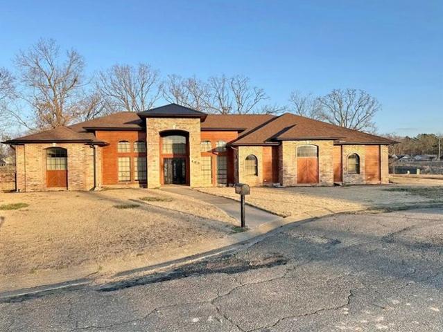 House for sale in Idabel, Oklahoma