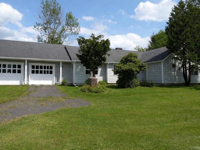 House for sale in Black Lake, Town of Bethel