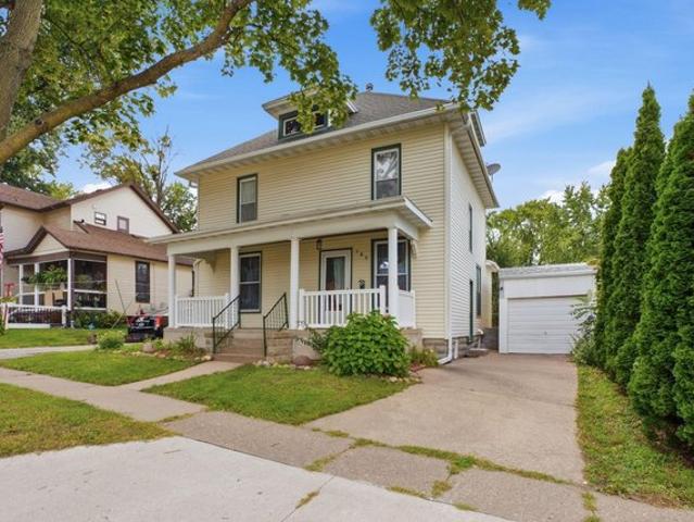 House for sale in Muscatine, Iowa