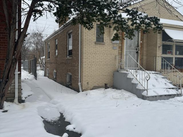House for sale in Riverdale, Illinois