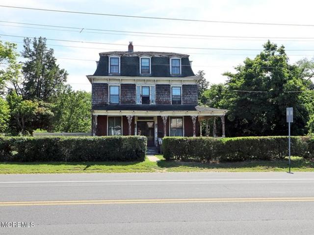 House for sale in Manahawkin, New Jersey