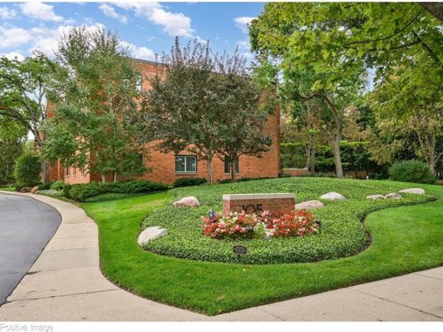 Condo for sale in Lake Forest, Illinois