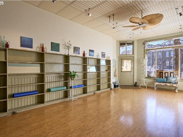 Commercial for sale in Oregonia