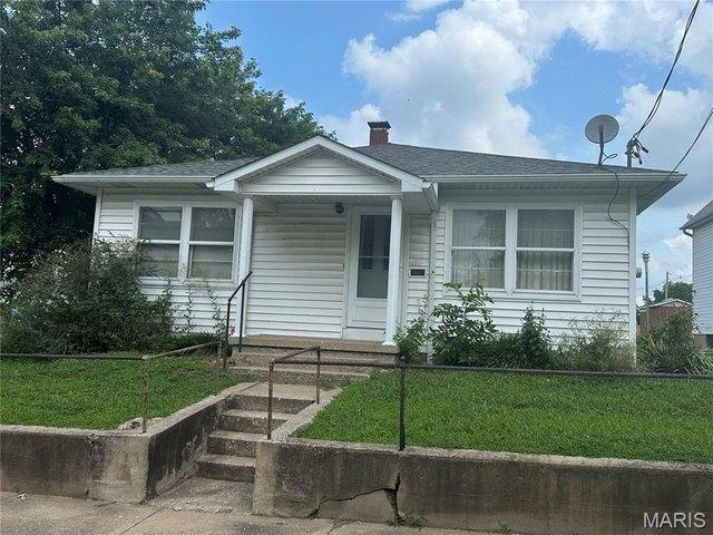 House for sale in Randolph, Illinois