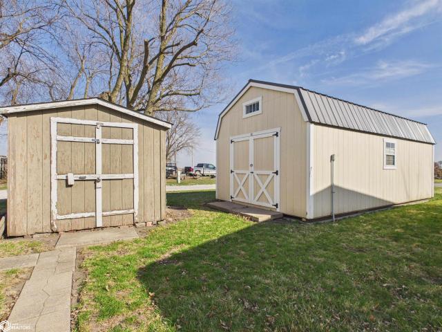 House for sale in Mahaska, Iowa