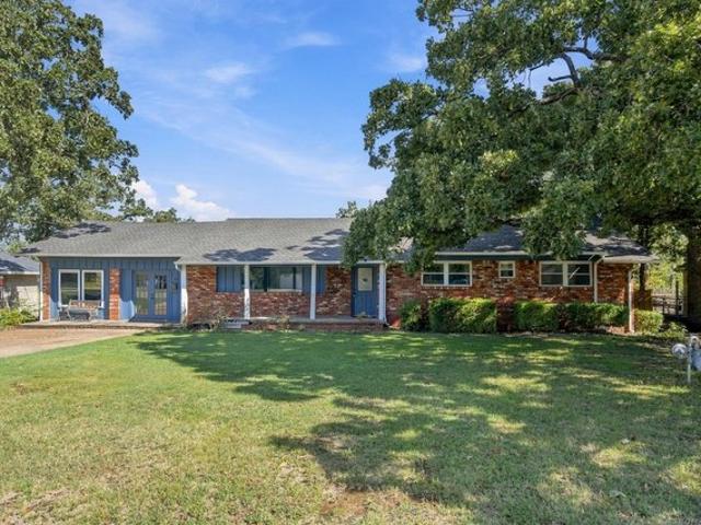 House for sale in Sand Springs, Oklahoma