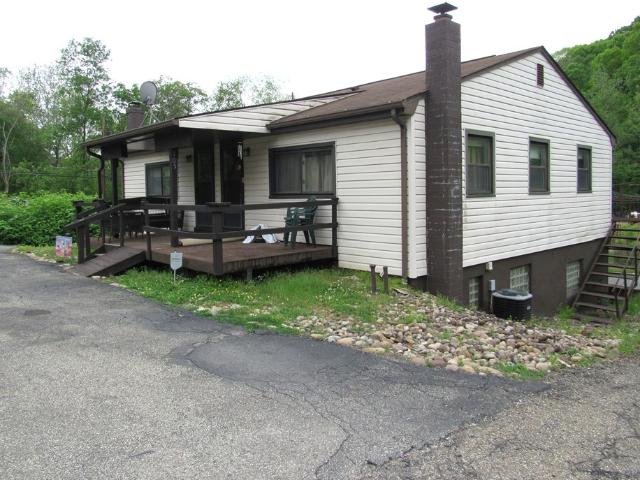 House for sale in Indianola, Pennsylvania