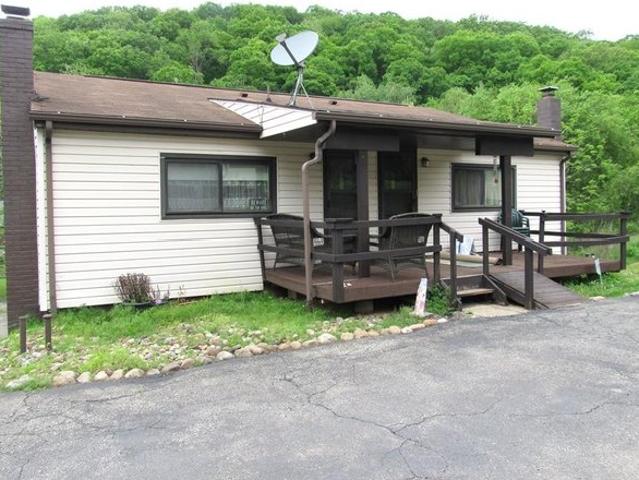House for sale in Cheswick, Pennsylvania