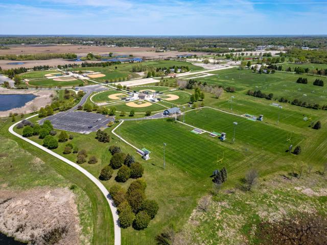 House for sale in Mchenry, Illinois