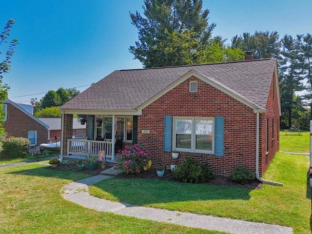 House for sale in Beverly Hills, Christiansburg