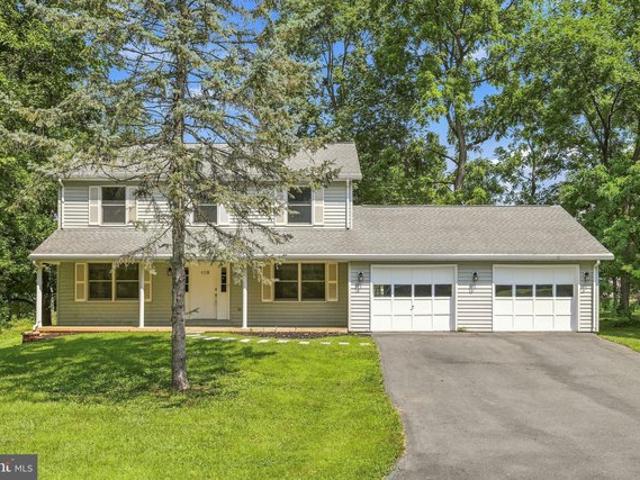 House for sale in Charles Town, West Virginia