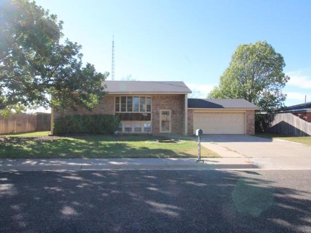 House for sale in Hereford, Deaf Smith County