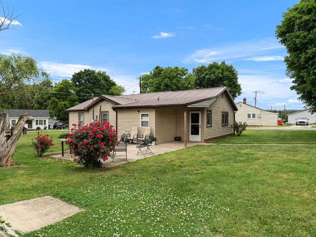 House for sale in Horse Cave, Kentucky