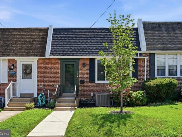 Townhouse for sale in Delco, Pennsylvania