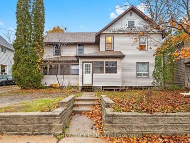 House for sale in Parry Sound, Ontario