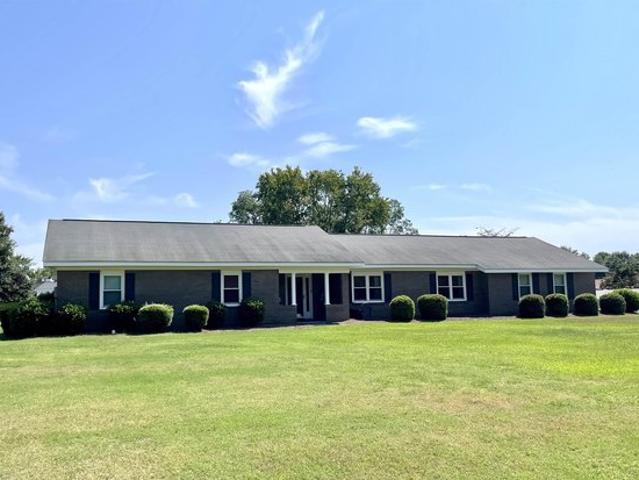 House for sale in Kathleen, Georgia