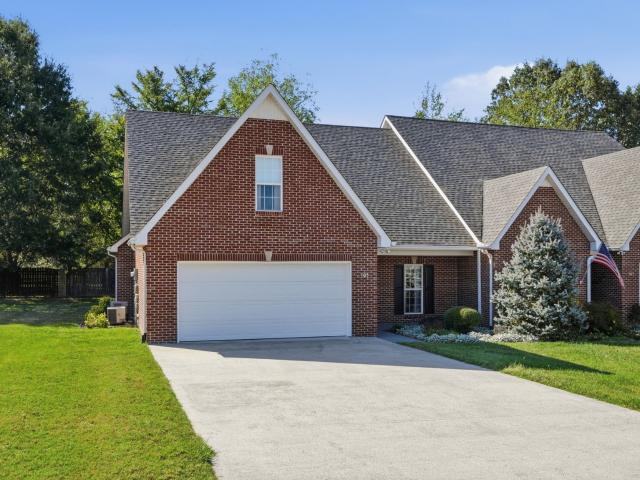 House for sale in Homaway Village, Tullahoma