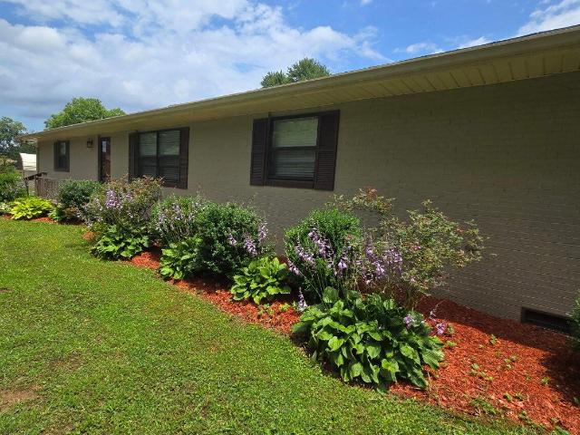 House for sale in Chickamauga, Georgia