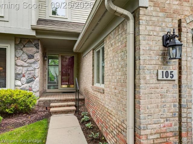 Condo for sale in St. Lawrence Estates, Northville