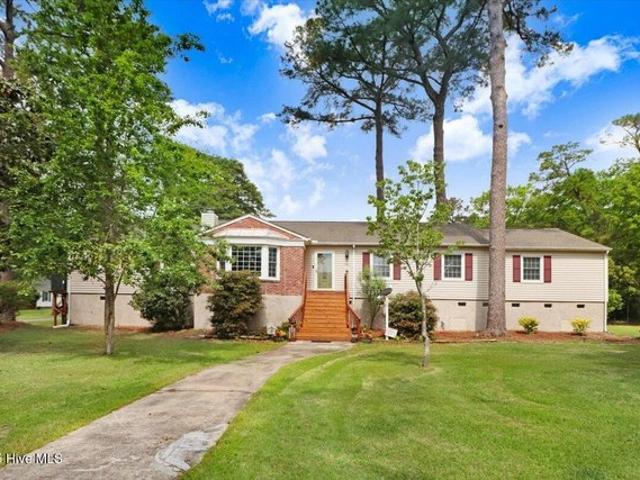 House for sale in Washington, North Carolina