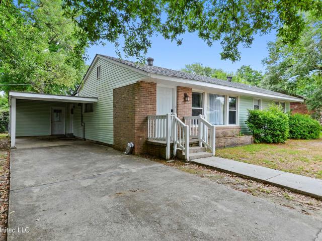 House for sale in Bay Saint Louis, Mississippi