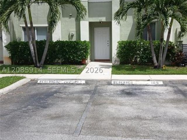 Townhouse for sale in Hollywood, Broward County