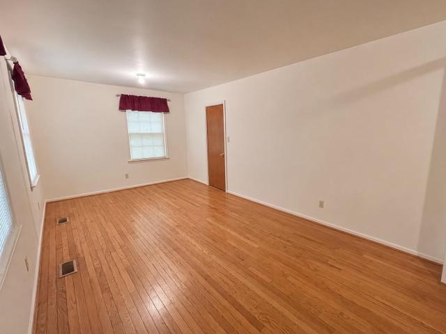 House for sale in Columbiana, Alabama