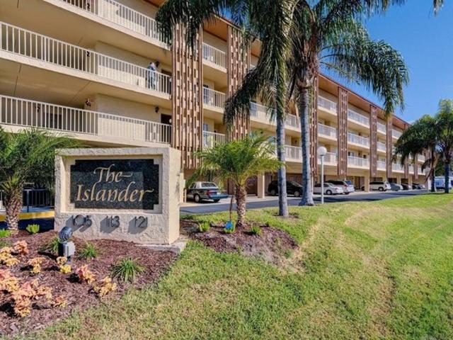 Condo for sale in Clearwater, Florida