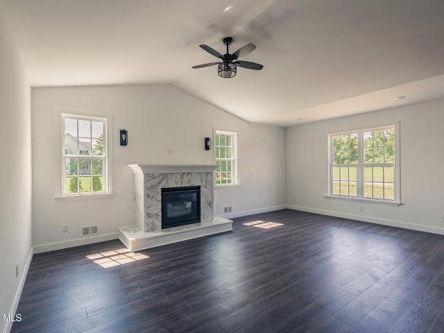 House for sale in Tribes Hill, New York