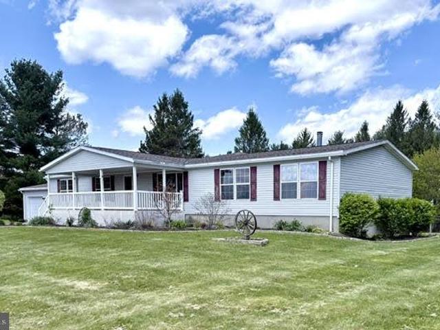 House for sale in Garrett, Maryland