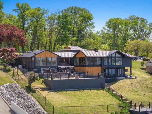 House for sale in Muscle Shoals, Alabama