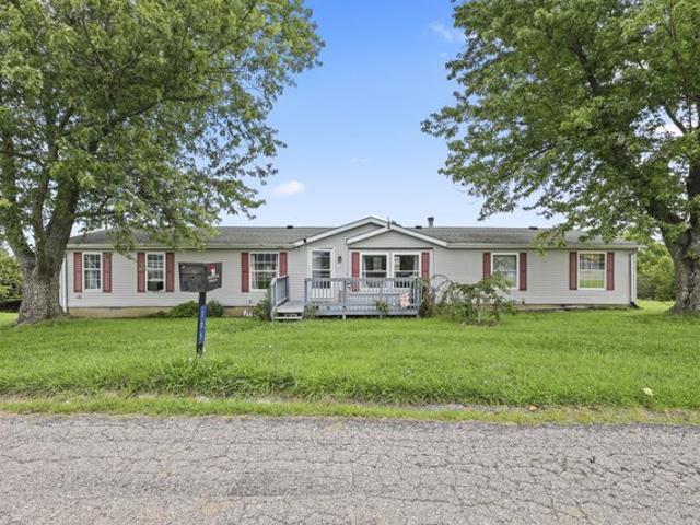 House for sale in Williamstown, Kentucky