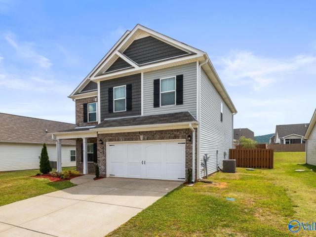 House for sale in New Market, Alabama