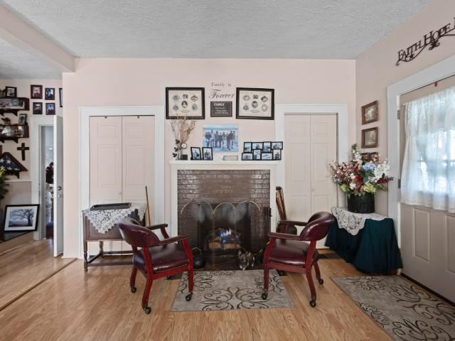 House for sale in Colmesneil, Texas