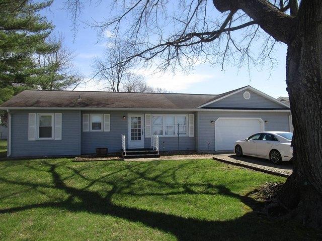 House for sale in Carmi, Illinois