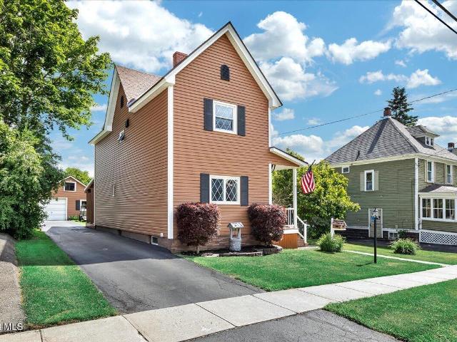 House for sale in Johnstown, New York